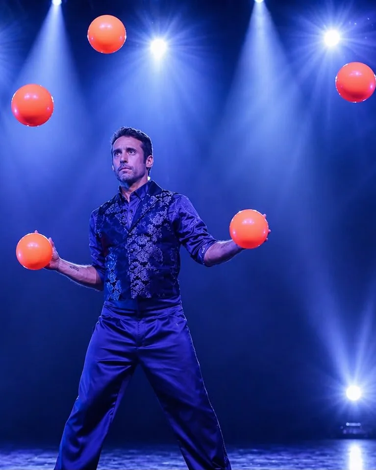 Emiliano Alessi – Jonglage und Comedy beim Bonner Weihnachtscircus