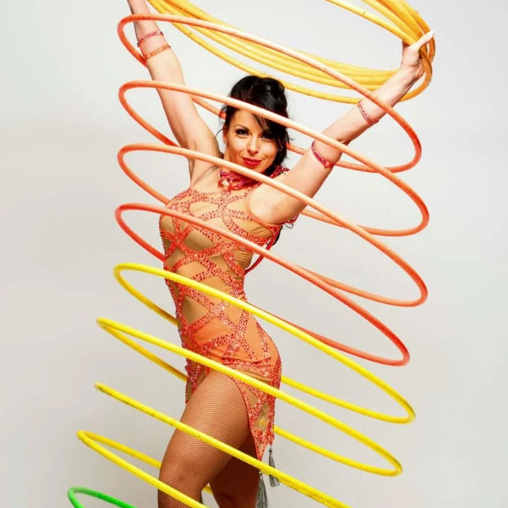 06-velkova-hulahoop